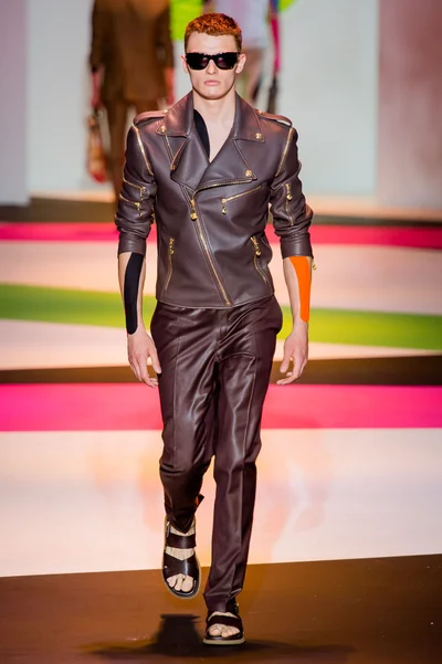 Look 14